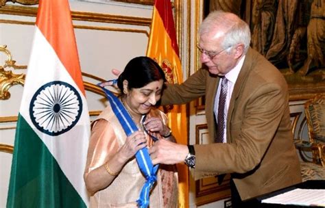 Sushma Swaraj Age, Height, Husband, Family, Death, Biography & More ...