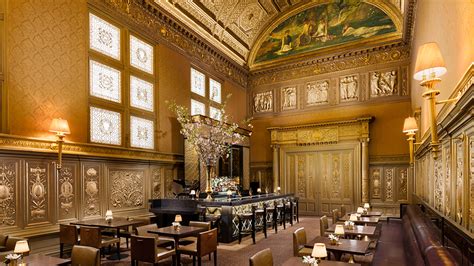 Lotte New York Palace's Historic Gold Room Opens as a Cocktail Lounge