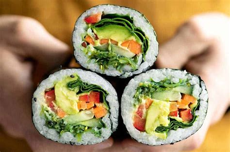 Vegetable Sushi Roll: Calories & Nutrition Facts (Chart)