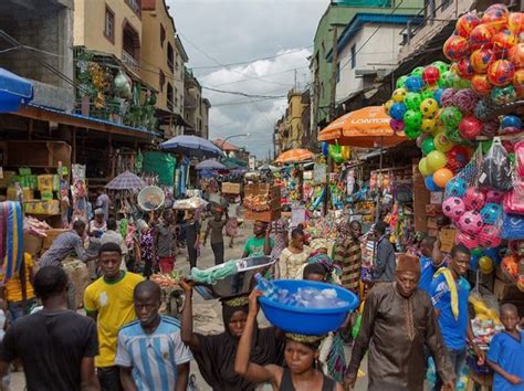 The Oke Arin Market Challenge! National Geographic Society, National Geographic Photos, Nigeria ...