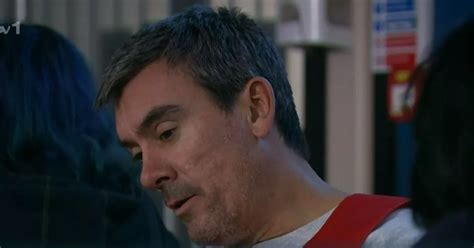 ITV Emmerdale's Cain Dingle actor 'replaced' as fans gobsmacked ...