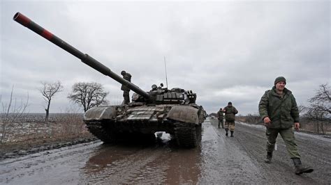 Ukraine War: Veterans prepare for battle in occupied Luhansk | Profile ...