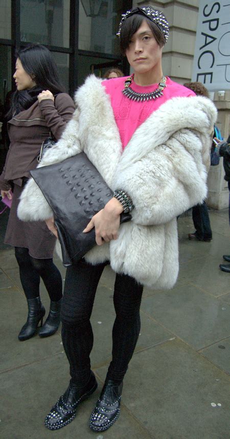 STYLEist: London Fashion Week - The Fashionistas | Londonist