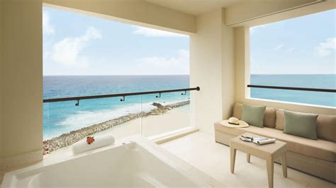 Turquoize Sky Ocean Front Master Double (Adults Only) | Hyatt Ziva Cancun