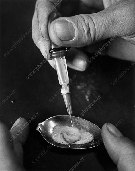 Drug paraphernalia - Stock Image - C004/8294 - Science Photo Library