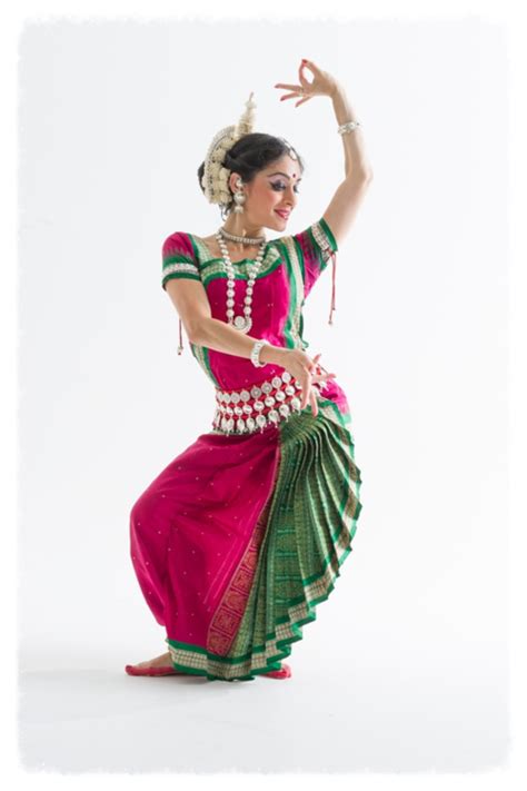 Odissi | Indian dance, Dance photography, Bharatanatyam poses