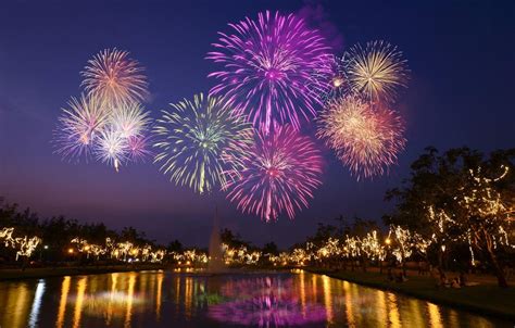 New Year Fireworks Wallpapers - Top Free New Year Fireworks Backgrounds - WallpaperAccess
