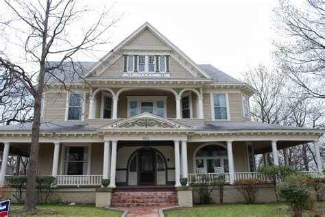 BLUE SKY AHEAD: Denton, Texas: Historic District