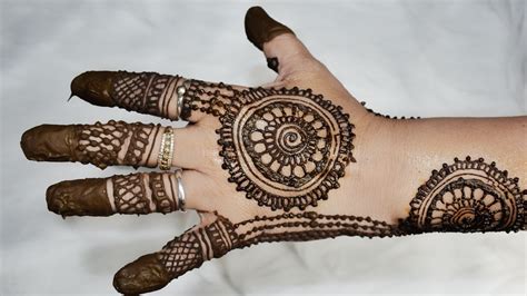 Beautiful back hand jewellery mehndi design || simple and attractive ...