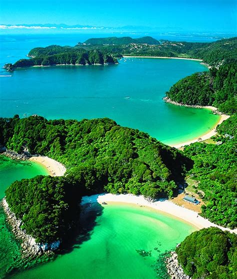 Traveler Guide: Abel Tasman National Park; New Zealand