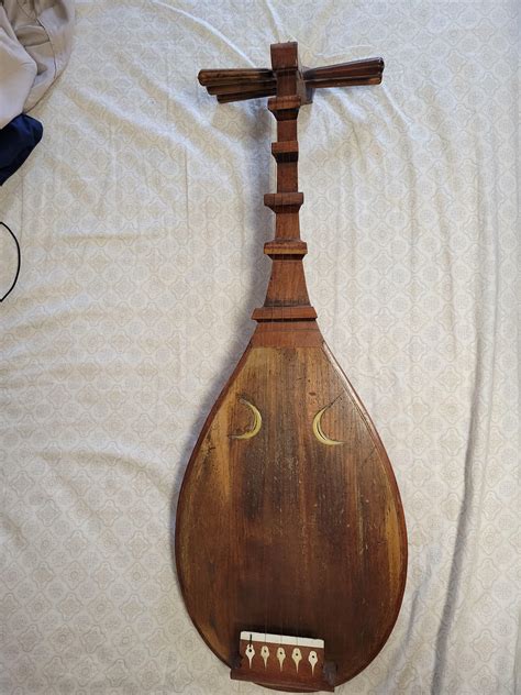 Antique Biwa : r/UnusualInstruments