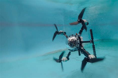 TJ-FlyingFish drone flies through the air and "swims" underwater