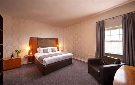 The Regency Hotel Solihull - Stay with us