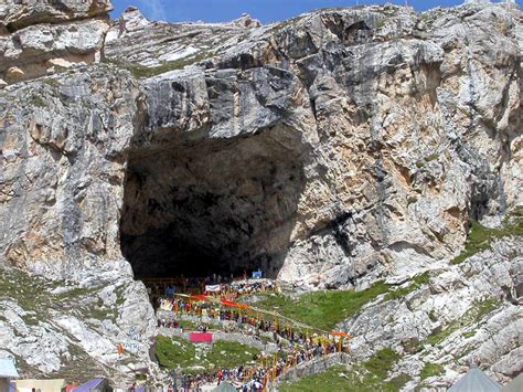 12 Unbelievable Facts About Amarnath Cave Temple - Facts.net