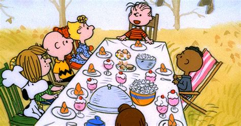 30 Perfect Charlie Brown Thanksgiving Table - Home, Family, Style and ...