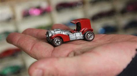 Check Out This Man's 500-Car Vintage Hot Wheels Collection | Motorious