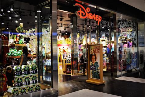 Disney Store Canada | This is a shot of the Disney store in … | Flickr