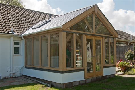 Oak framed garden rooms & extensions - Townsend Timber