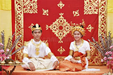 A Brunei Traditional Wedding Costume Editorial Stock Image - Image: 44622069