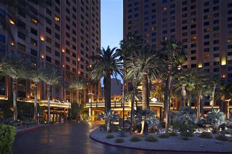 HILTON GRAND VACATIONS ON THE LAS VEGAS STRIP - Updated 2021 Prices, Hotel Reviews, and Photos ...