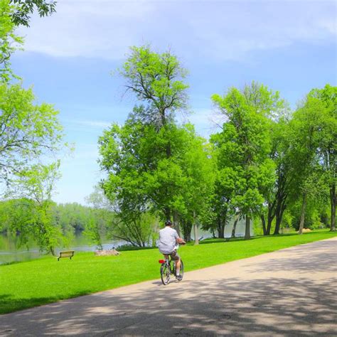 Grand Rapids Parks | City & State Parks in Michigan