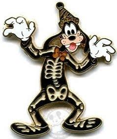 Disney Characters: Goofy Skeleton