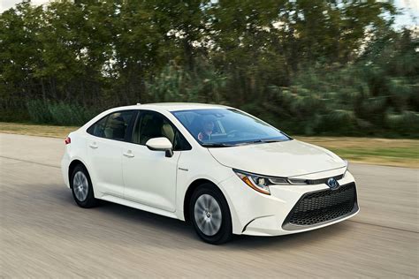 Test Drive: 2021 Corolla Hatchback Is Peppy, Practical Fun | CARFAX