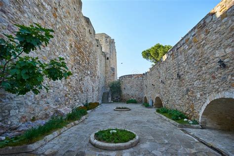 A View of the Historical Cesme Castle in Cesme, Turkey Stock Image - Image of historic, tourism ...