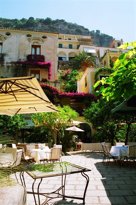 GeorgyG Design: Bougainvillea a Mediterranean inspiration