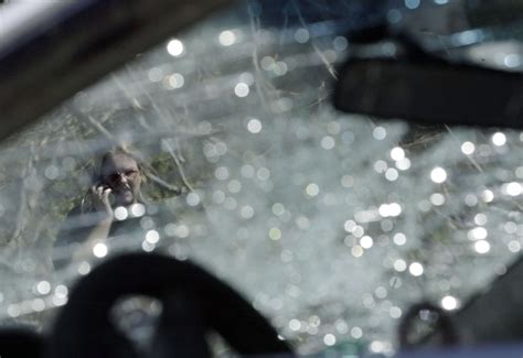 Can the Heat Cause Your Windshield to Spontaneously Break?