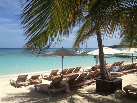 Pics: West Bay Beach Roatan- The Most Beautiful Beach In The World! - We LOVE Roatan Blog!!