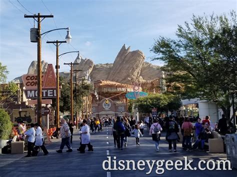 Route 66 in Cars Land - The Geek's Blog @ disneygeek.com