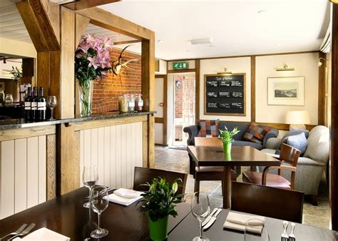 The Bell Inn: a cosy New Forest coaching inn perfect for country walks