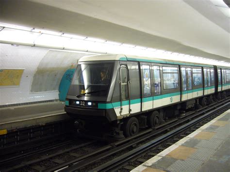 ESA - Paris Metro train