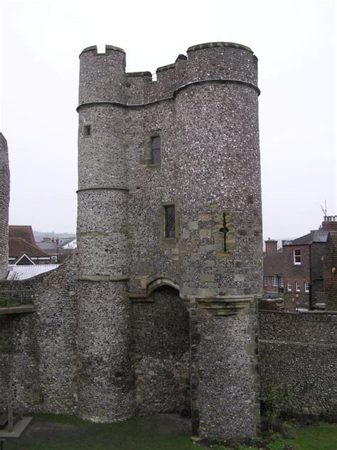 "Lewes Castle, Lewes, East Sussex" by Nick Hartley at PicturesofEngland.com