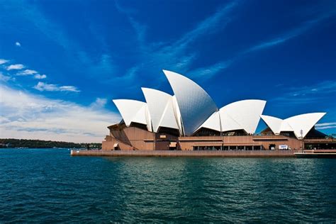 5+1 Must see Landmarks in Australia | GloHoliday