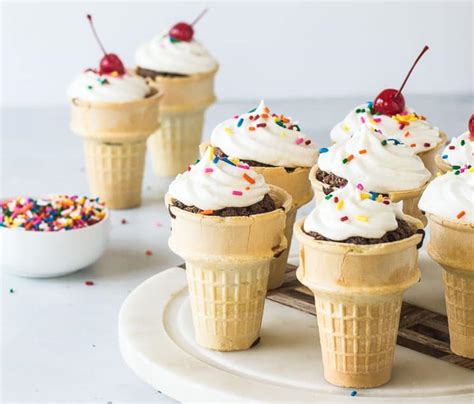 Ice Cream Cone Cupcakes - The Itsy-Bitsy Kitchen