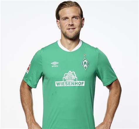 'I will stay with Werder, no matter in which league'