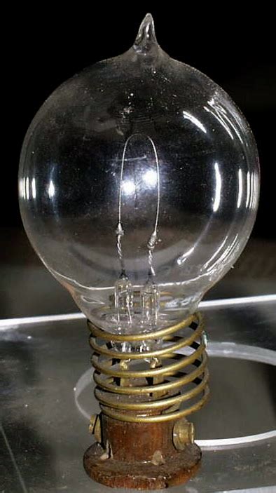 Secret why Thomas Edison invented The Light Bulb | 22MOON.COM