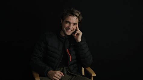 Tenet: Featurette - Robert Pattinson