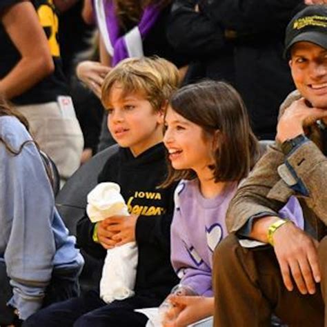 Ashton Kutcher, Mila Kunis and Their Kids Make First Public Appearance ...