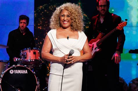 Watch Darlene Love Perform Her Holiday Classic 'Christmas (Baby Please Come Home)' on 'The View'