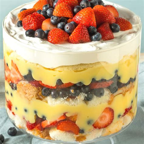 Easy Fruit Trifle | Lovefoodies