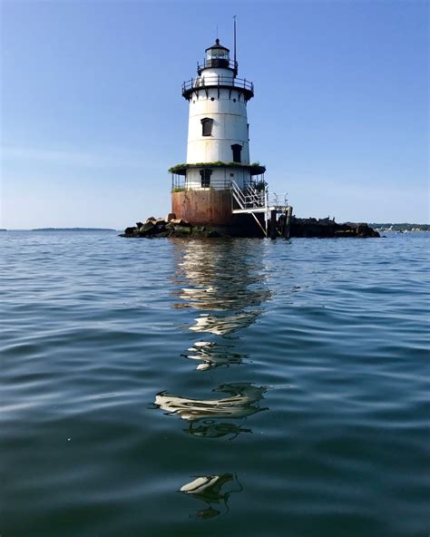 Project Lighthouse: The Quest to See All of Rhode Island | Nothing But New England