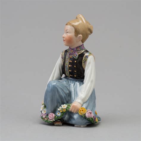 A Royal Copenhagen porcelain figure, 'Amager', Denmark, 1950s. - Bukowskis