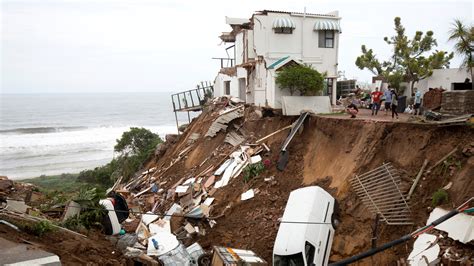 South Africa Floods Leave at Least 60 Dead - The New York Times