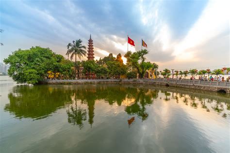 West Lake in Hanoi – 11 things you can do around the lake