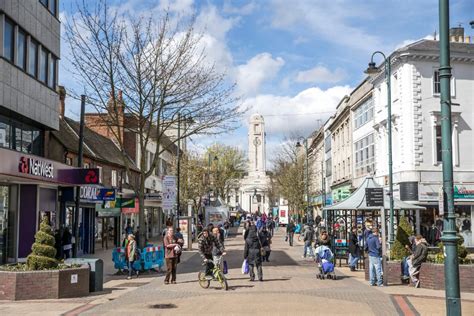 Luton town centre - Updated guidance and timeline for retail reopening