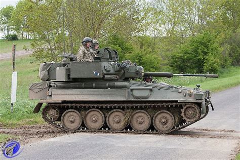 Pin on Armoured tracked vehicles ( photo )