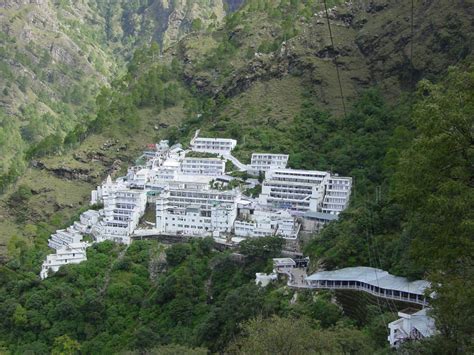 Vaishno Devi Yatra Details, Distance From, Trek Route Map - Gokeys ...